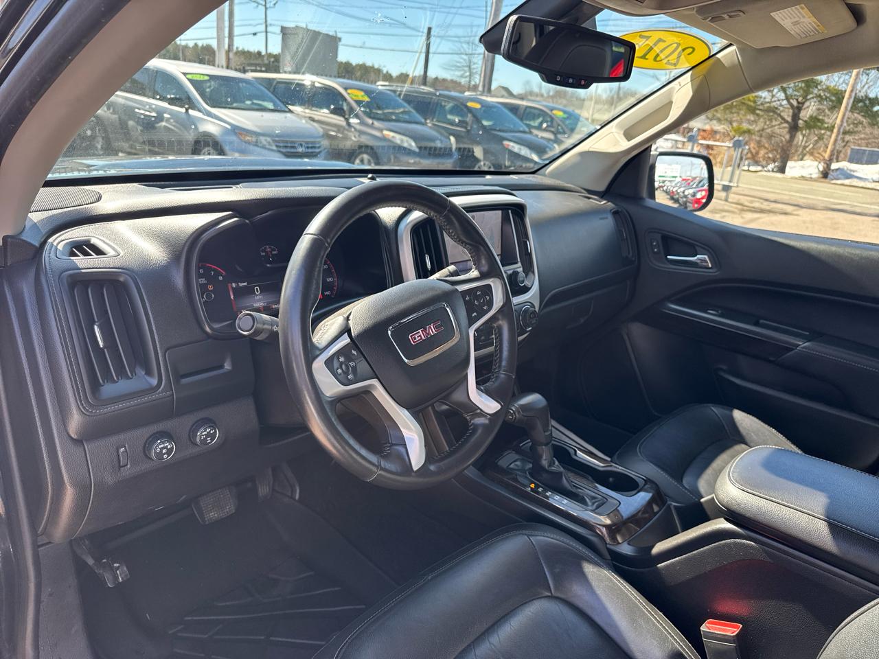 GMC Canyon 4WD Crew Cab 140.5" SLT 2015