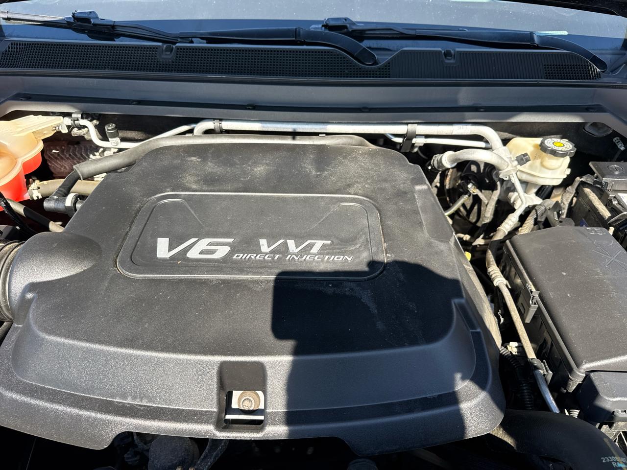 GMC Canyon 4WD Crew Cab 140.5" SLT 2015