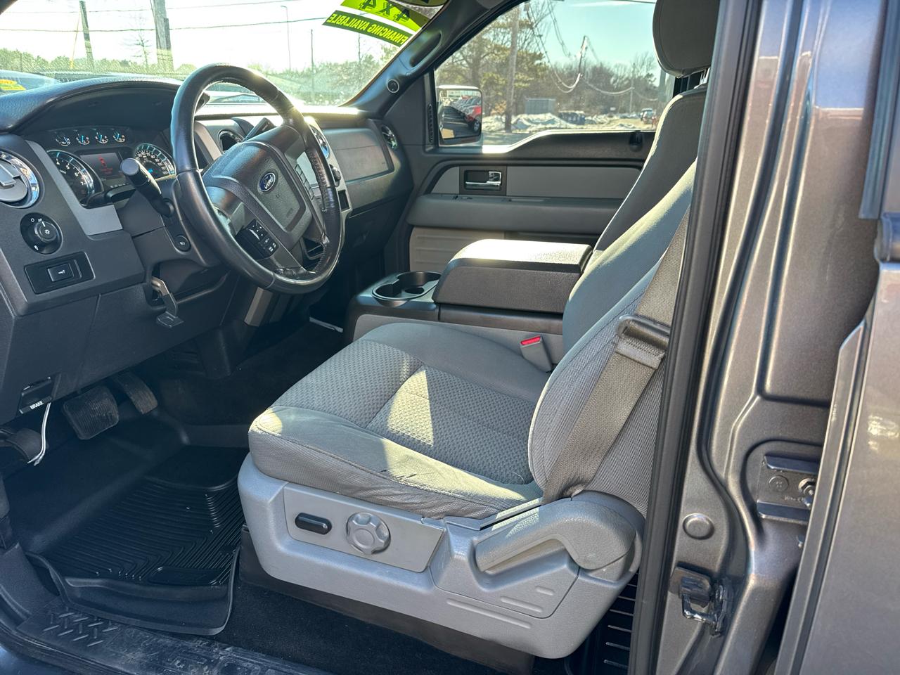 Ford F-150 4WD SuperCrew 139" XLT 2013