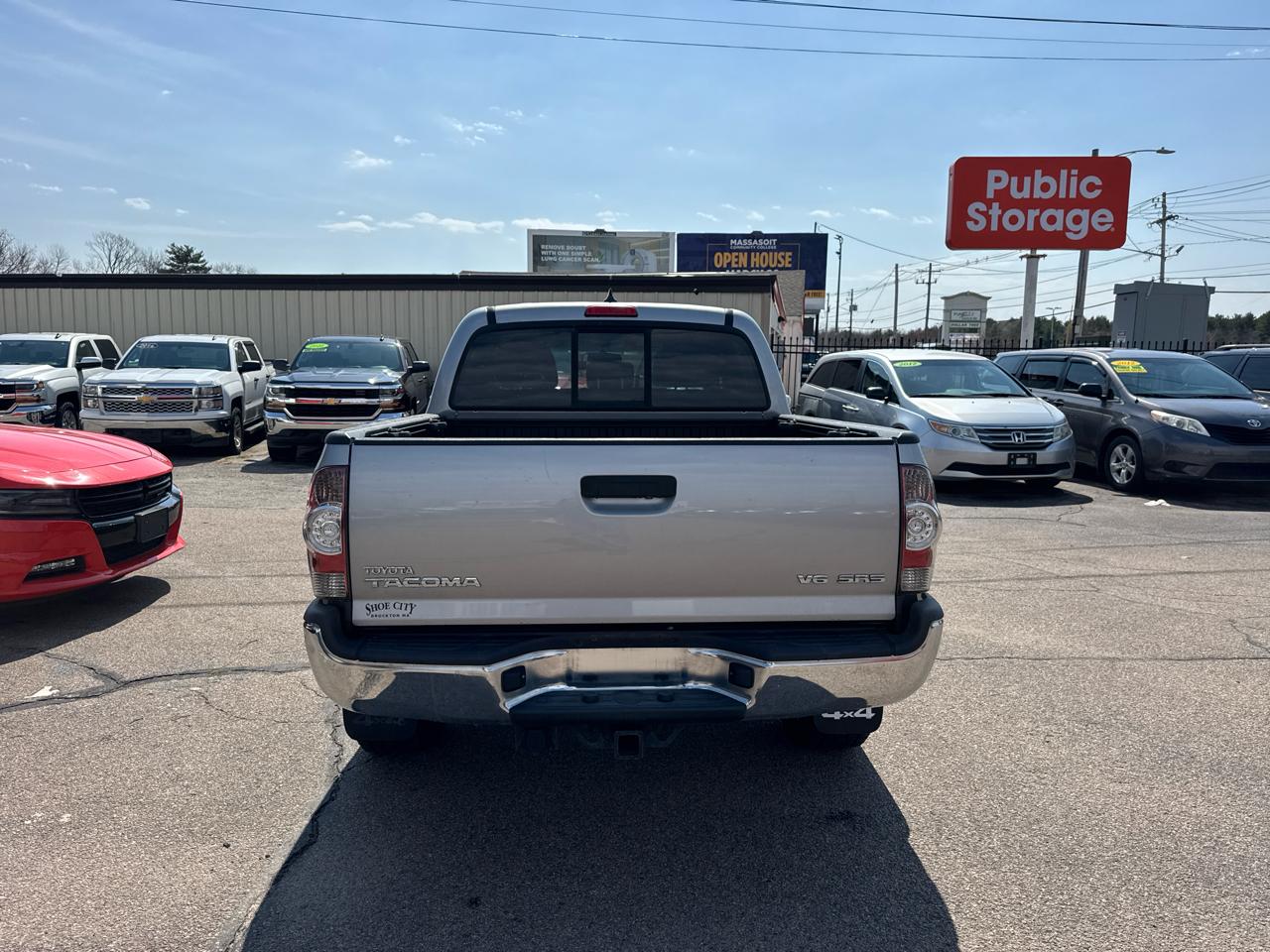 Toyota Tacoma 4WD Double Cab V6 AT SR5 (Natl) 2015