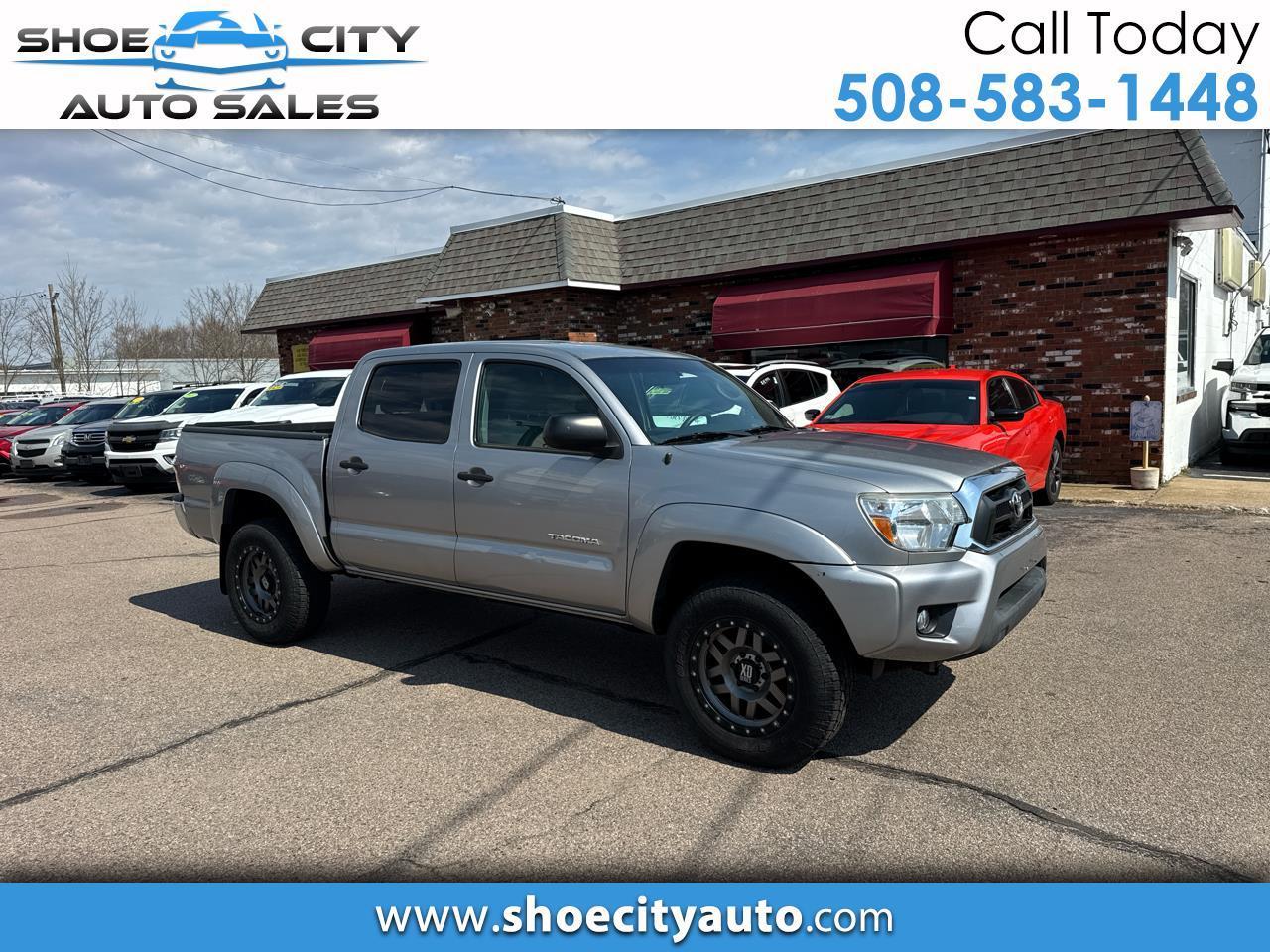 Toyota Tacoma 4WD Double Cab V6 AT SR5 (Natl) 2015