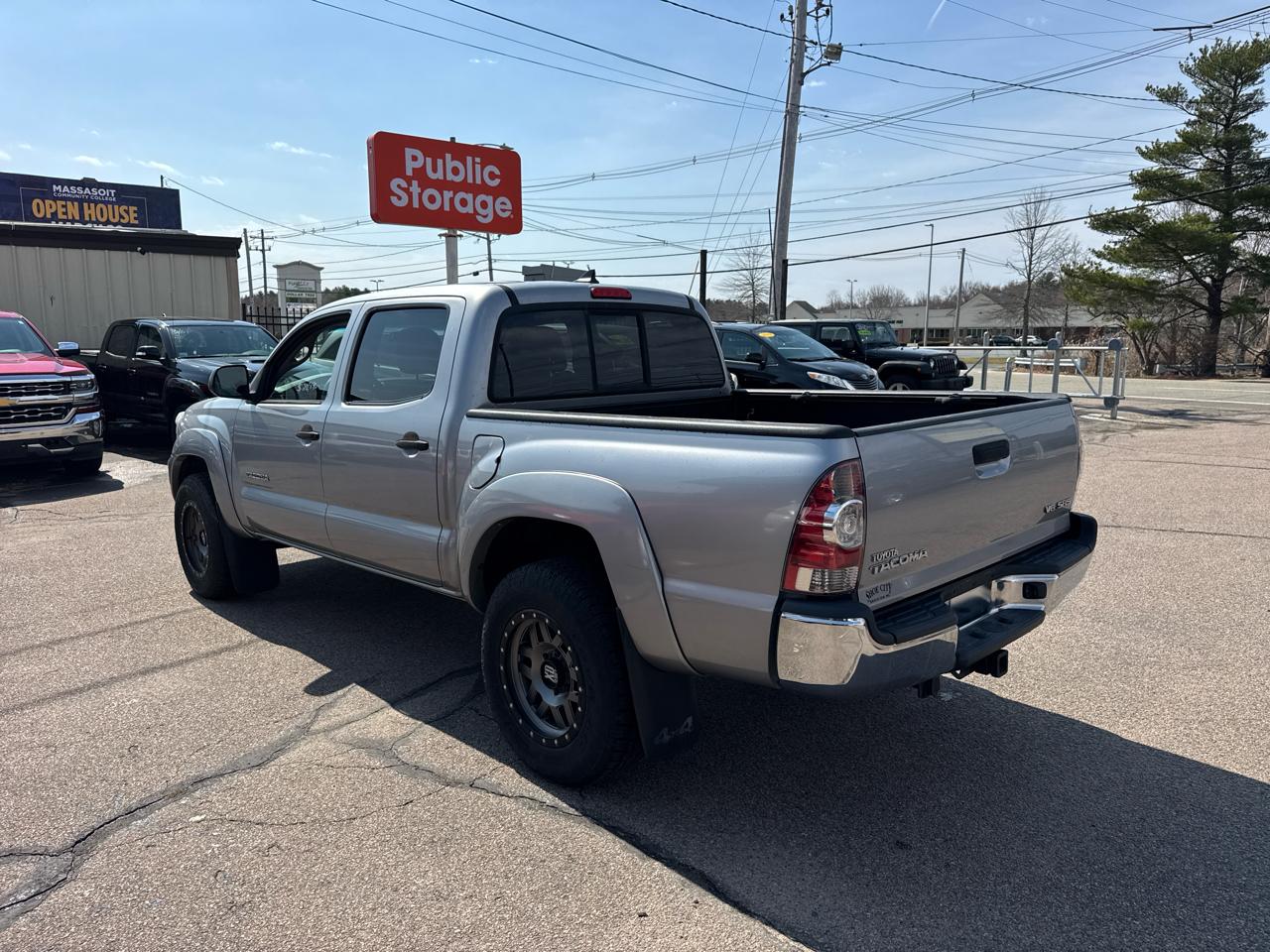 Toyota Tacoma 4WD Double Cab V6 AT SR5 (Natl) 2015