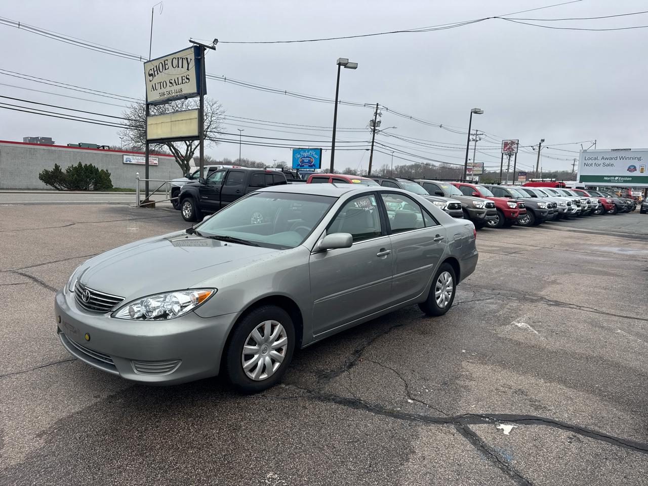 Toyota Camry LE 2005