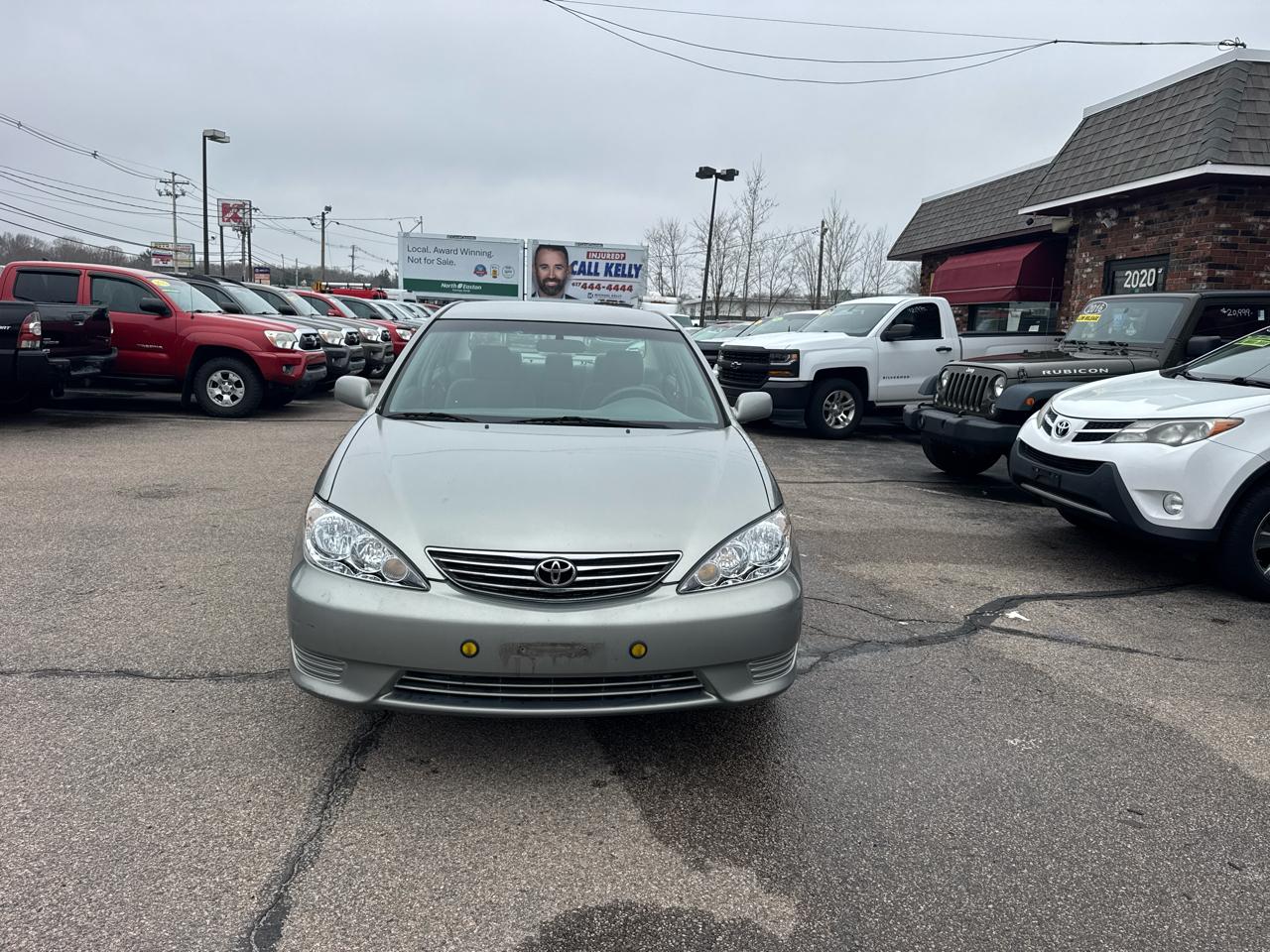Toyota Camry LE 2005