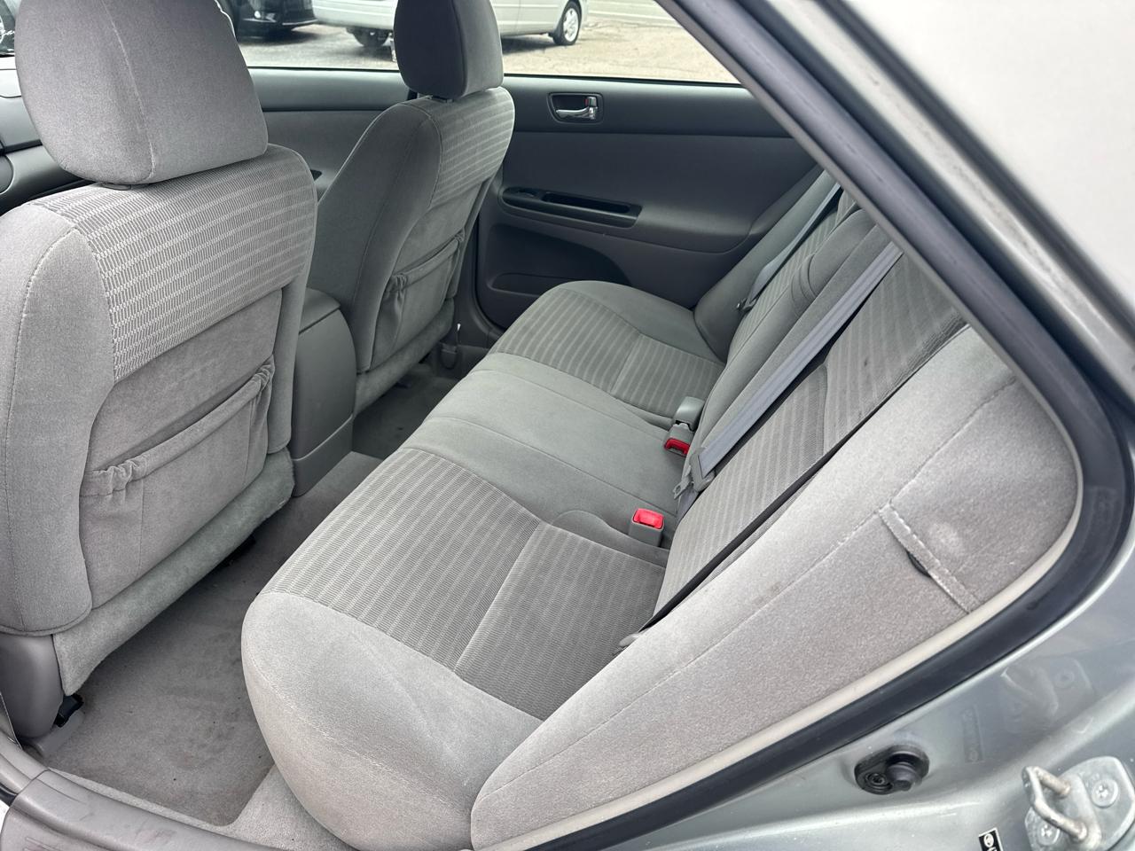 Toyota Camry LE 2005