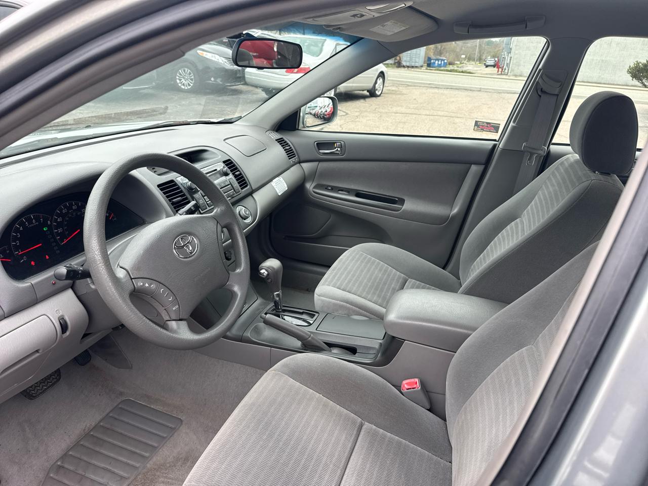 Toyota Camry LE 2005