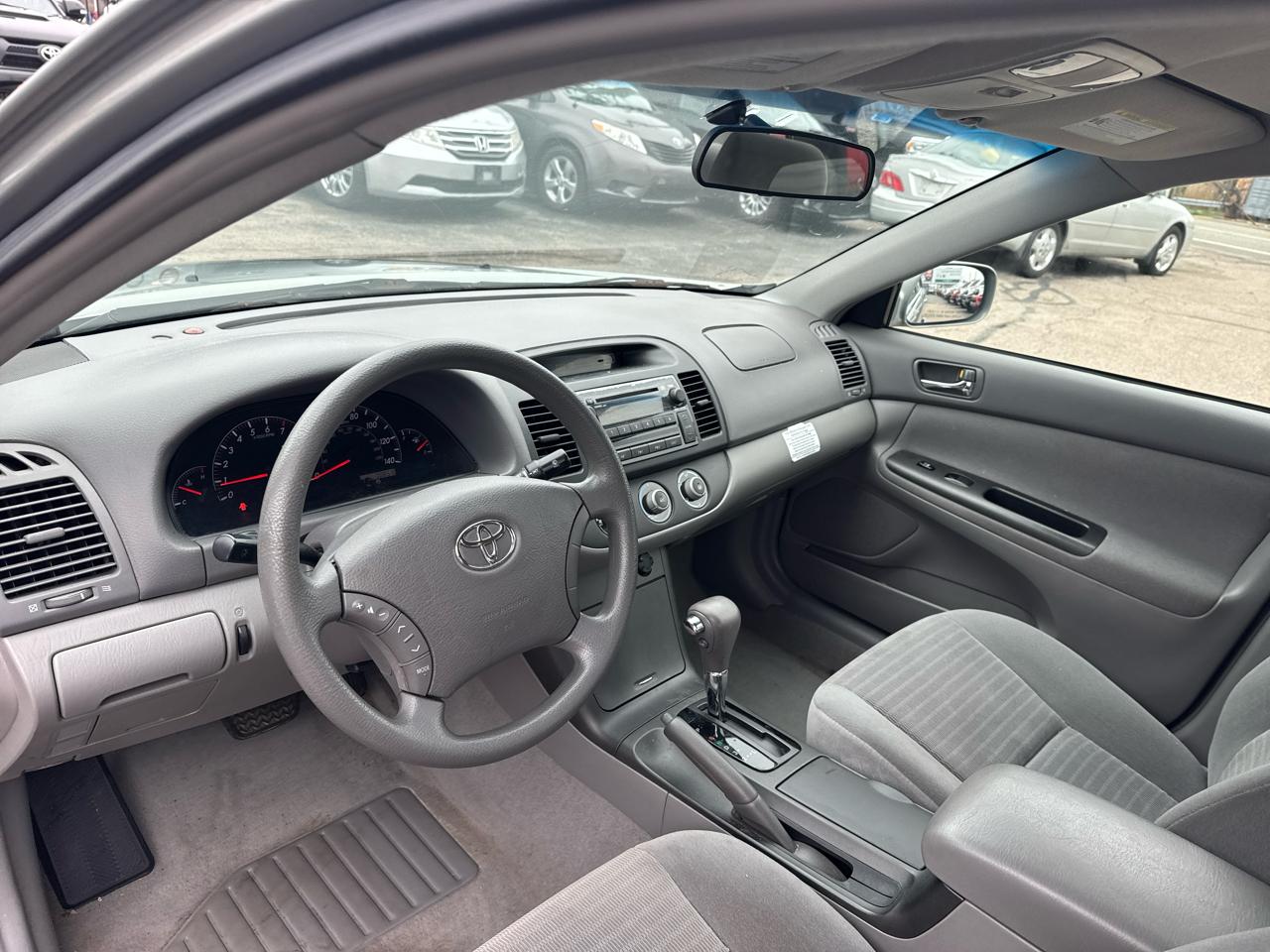 Toyota Camry LE 2005