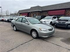 2005 Toyota Camry 