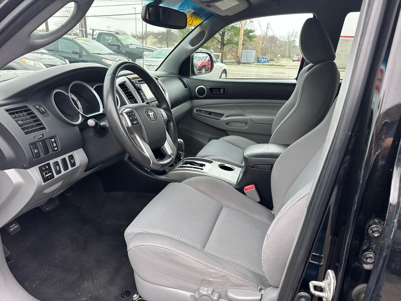 Toyota Tacoma Double Cab V6 4WD 2012