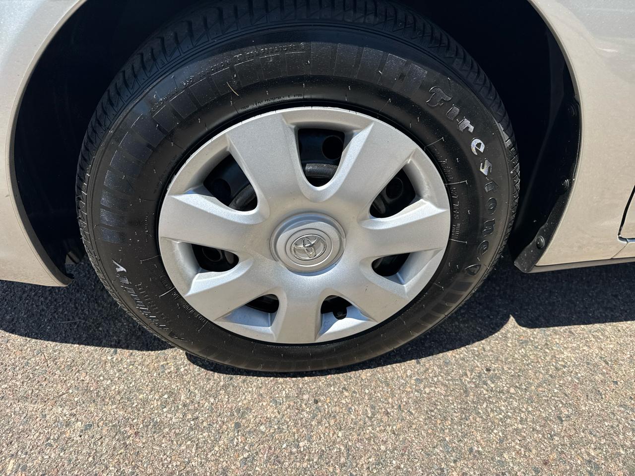 Toyota Camry 4dr Sdn I4 Auto LE (Natl) 2003