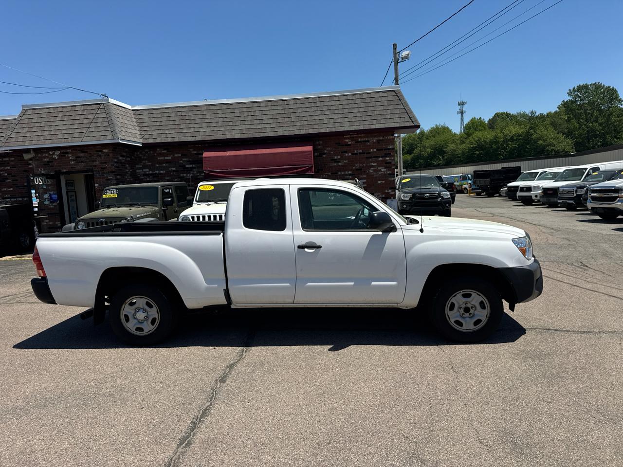 Toyota Tacoma Access Cab I4 4AT 2WD 2015