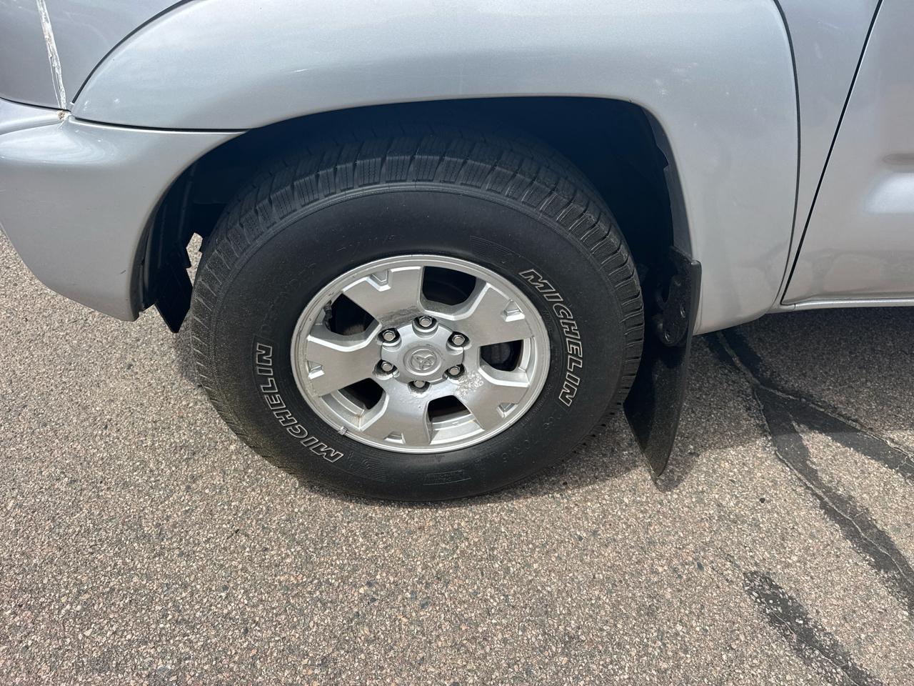 Toyota Tacoma Double Cab V6 4WD 2013