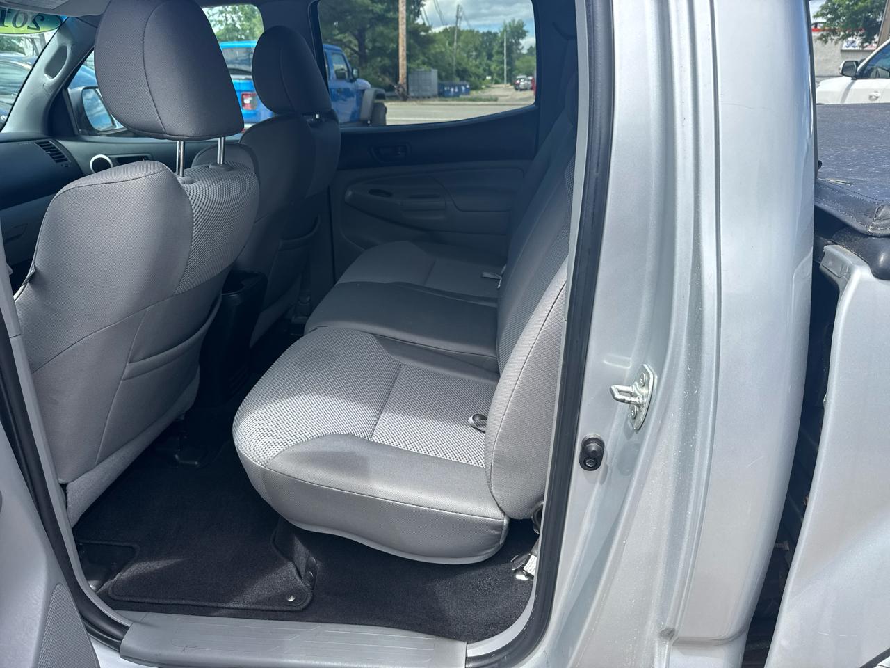 Toyota Tacoma Double Cab V6 4WD 2013
