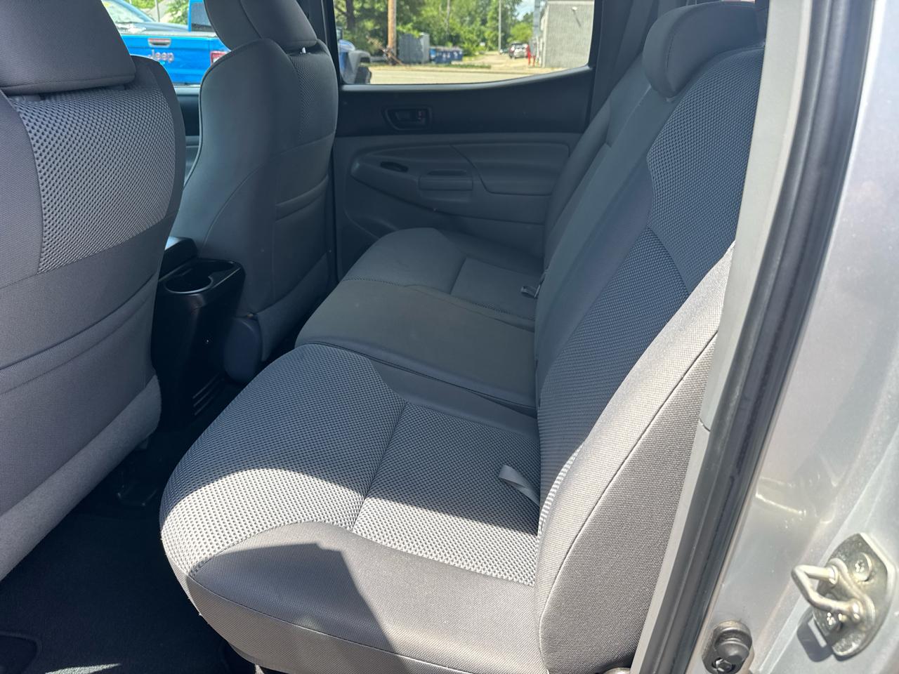 Toyota Tacoma Double Cab V6 4WD 2013