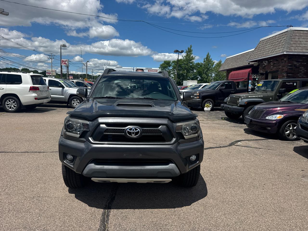 Toyota Tacoma Double Cab Long Bed V6 5AT 4WD 2014