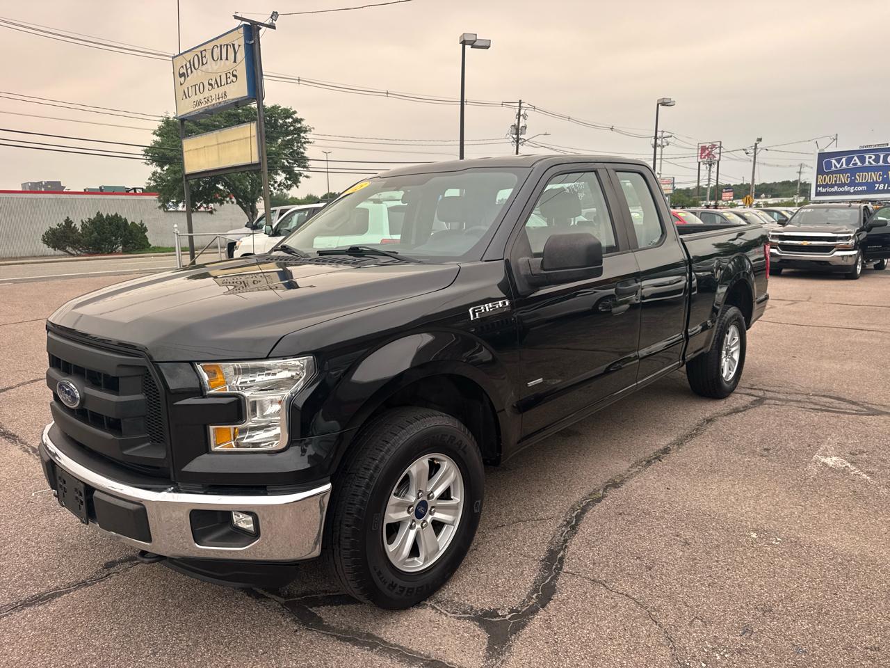 Ford F-150 4WD SuperCab 145" XL 2015