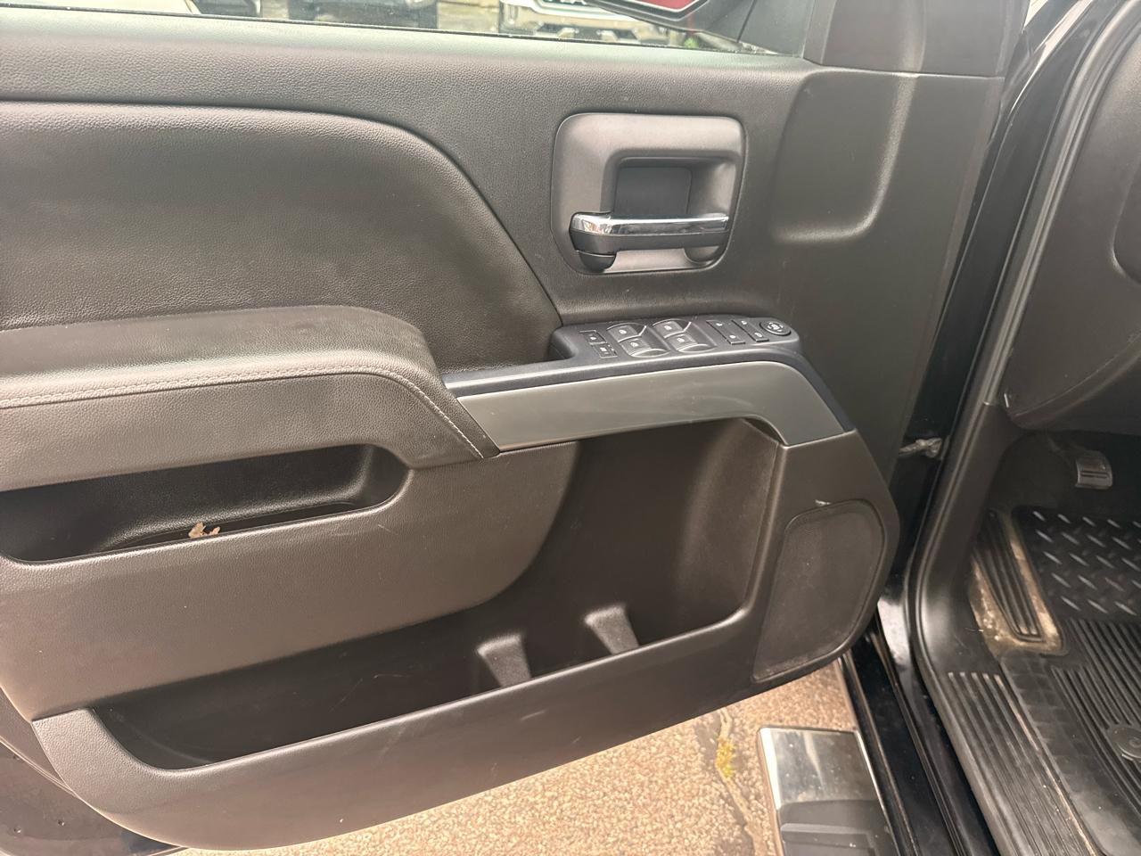 Chevrolet Silverado 1500 4WD Double Cab 143.5" LT w/1LT 2018