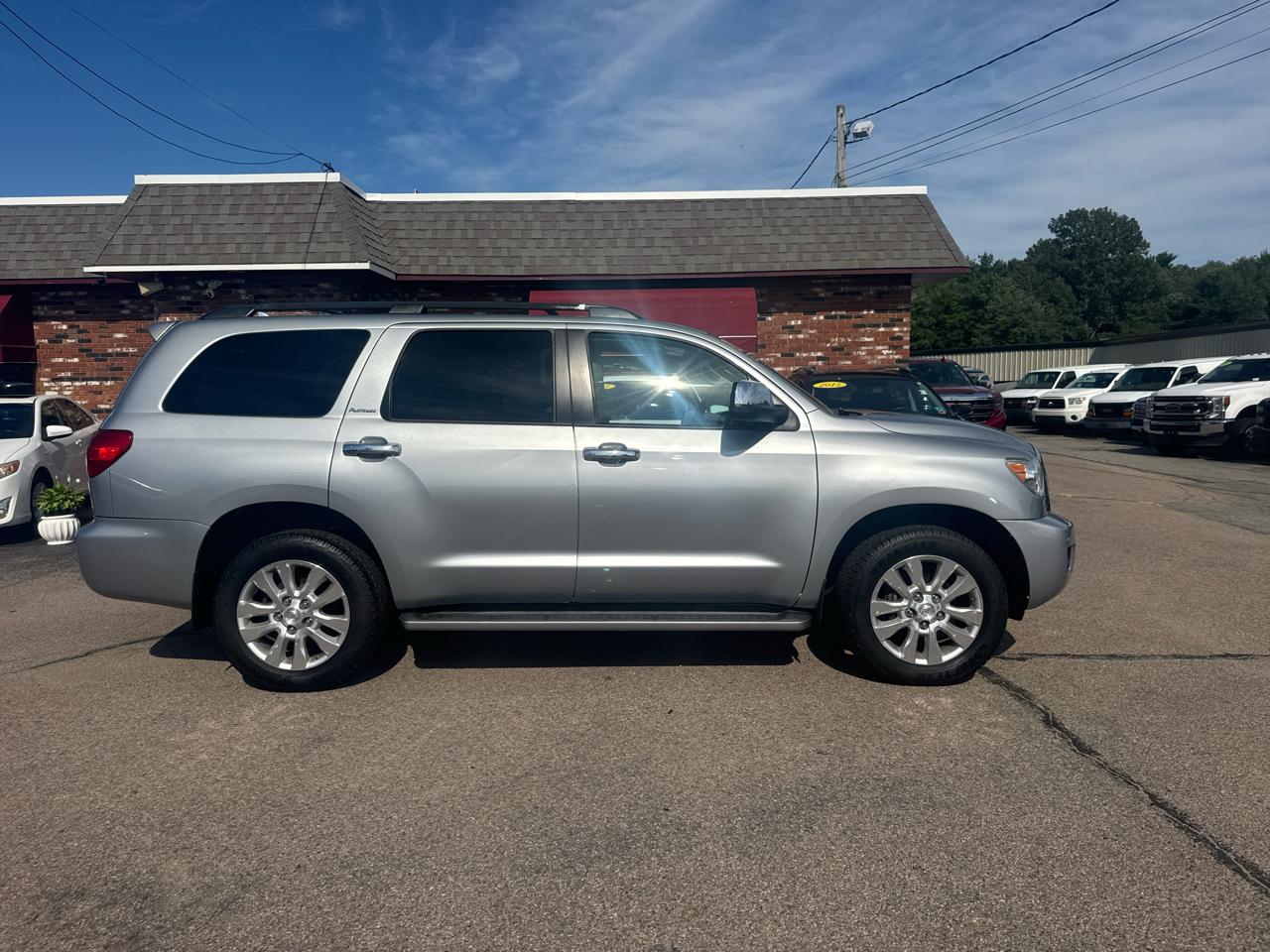 Toyota Sequoia Plantium 2WD 2014