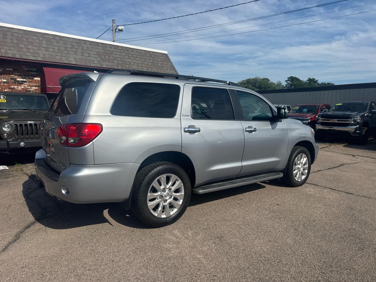 Toyota Sequoia Plantium 2WD 2014