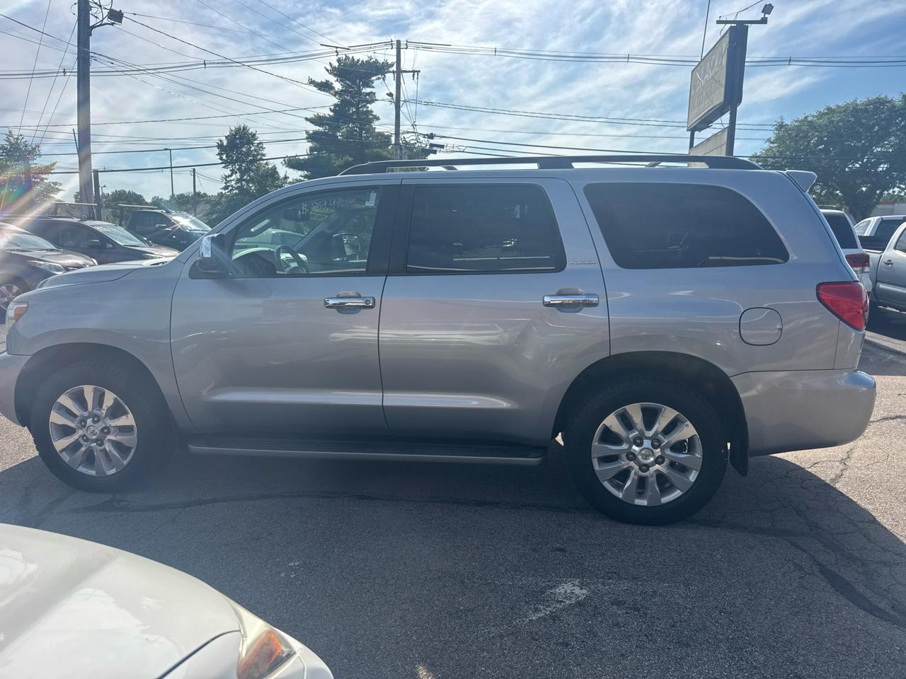Toyota Sequoia Plantium 2WD 2014