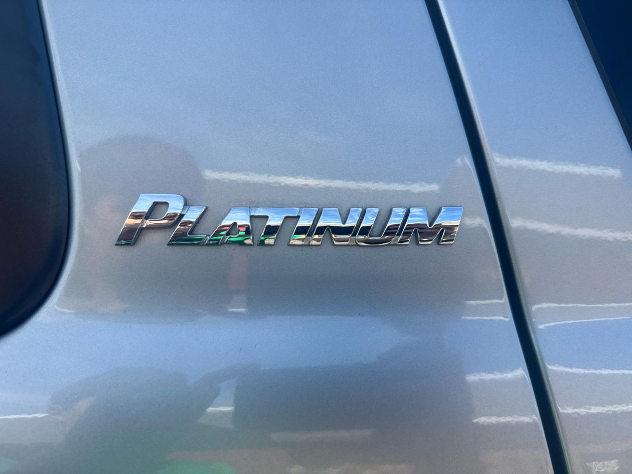 Toyota Sequoia Plantium 2WD 2014