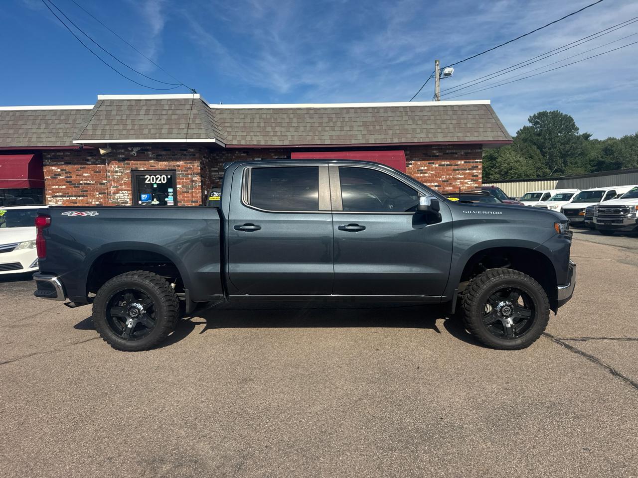 Chevrolet Silverado 1500 1LT Crew Cab 4WD 2019