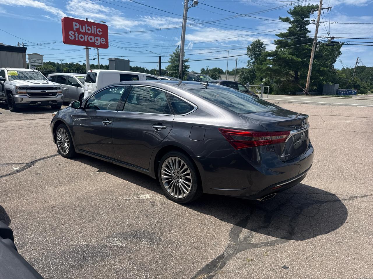 Toyota Avalon XLE 2016