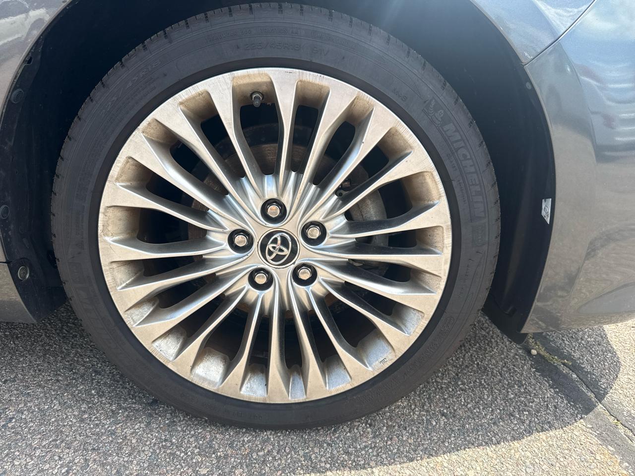 Toyota Avalon XLE 2016