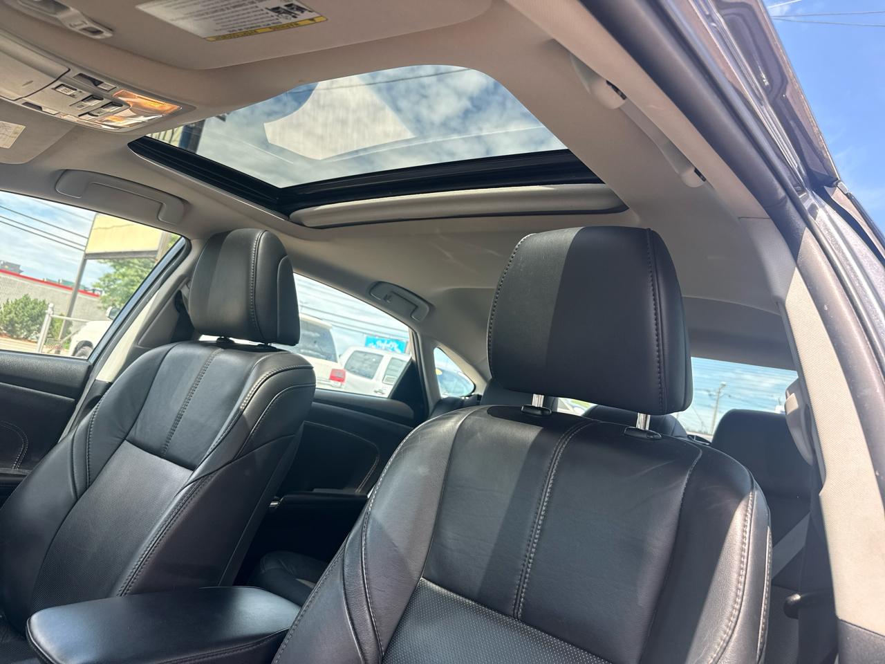 Toyota Avalon XLE 2016