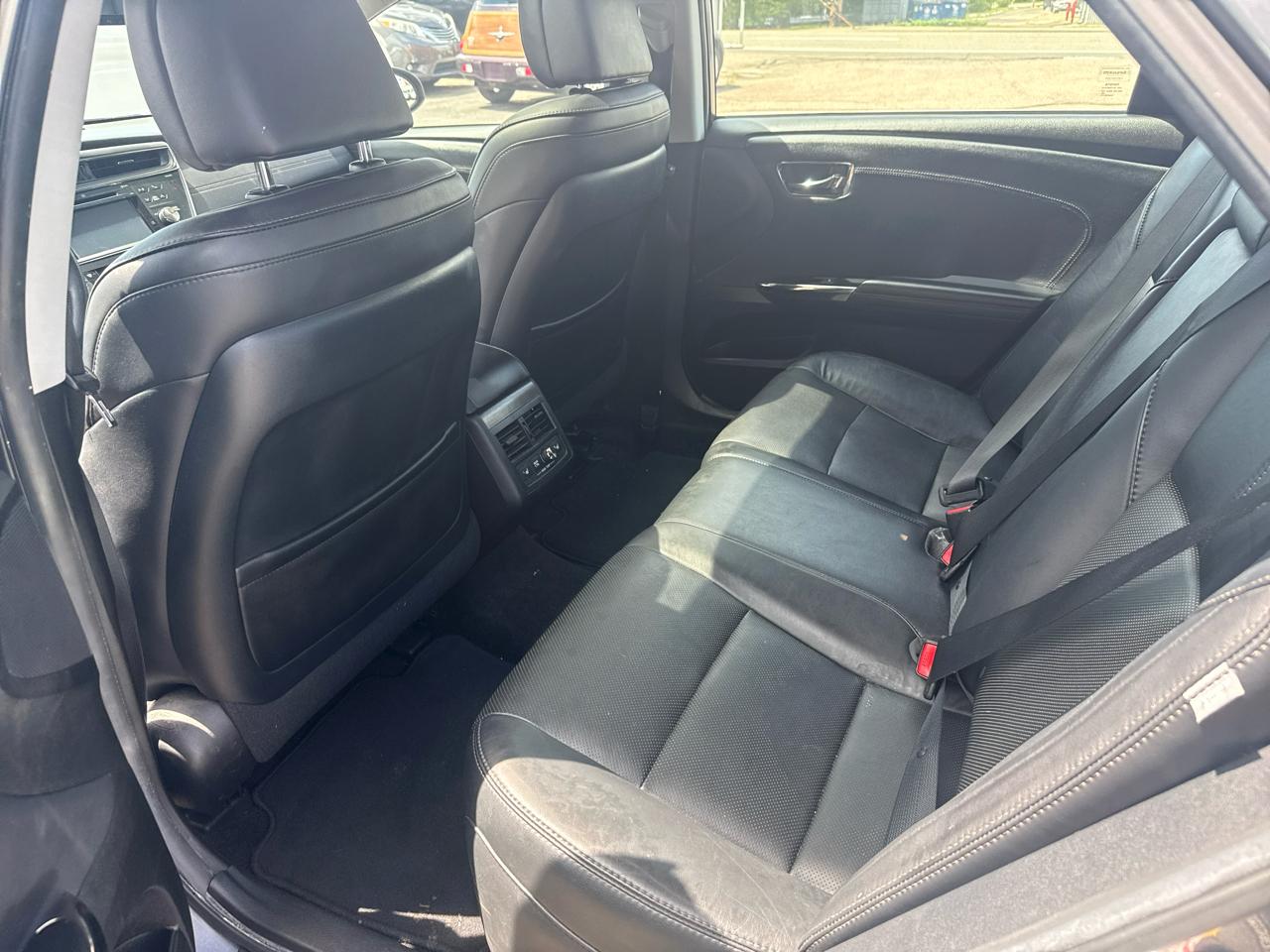 Toyota Avalon XLE 2016