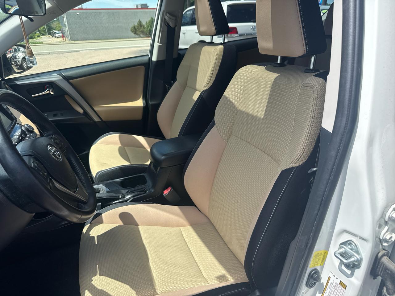 Toyota RAV4 XLE AWD 2017