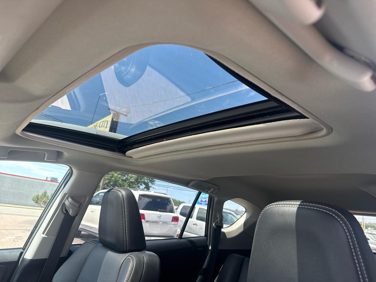 Toyota RAV4 Limited AWD 2015