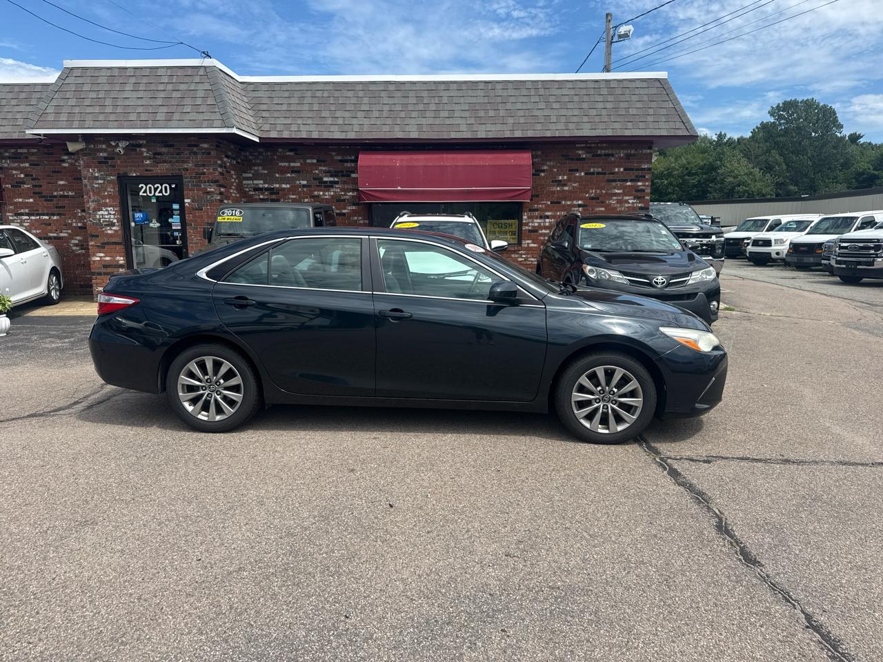 Toyota Camry XLE 2016