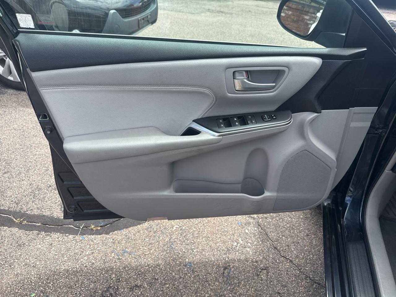 Toyota Camry XLE 2016
