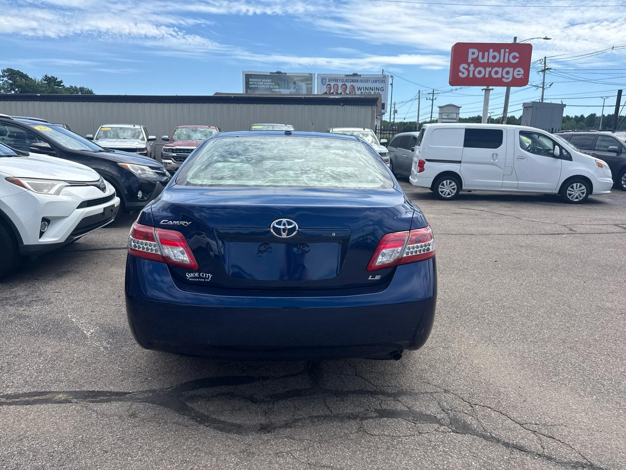 Toyota Camry Base 6-Spd AT 2011