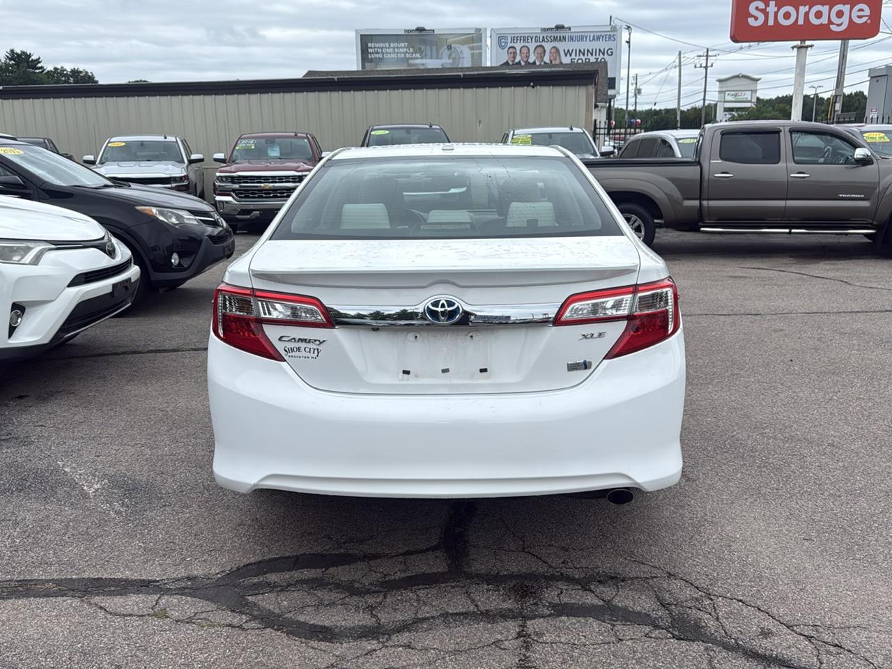 Toyota Camry Hybrid XLE 2013
