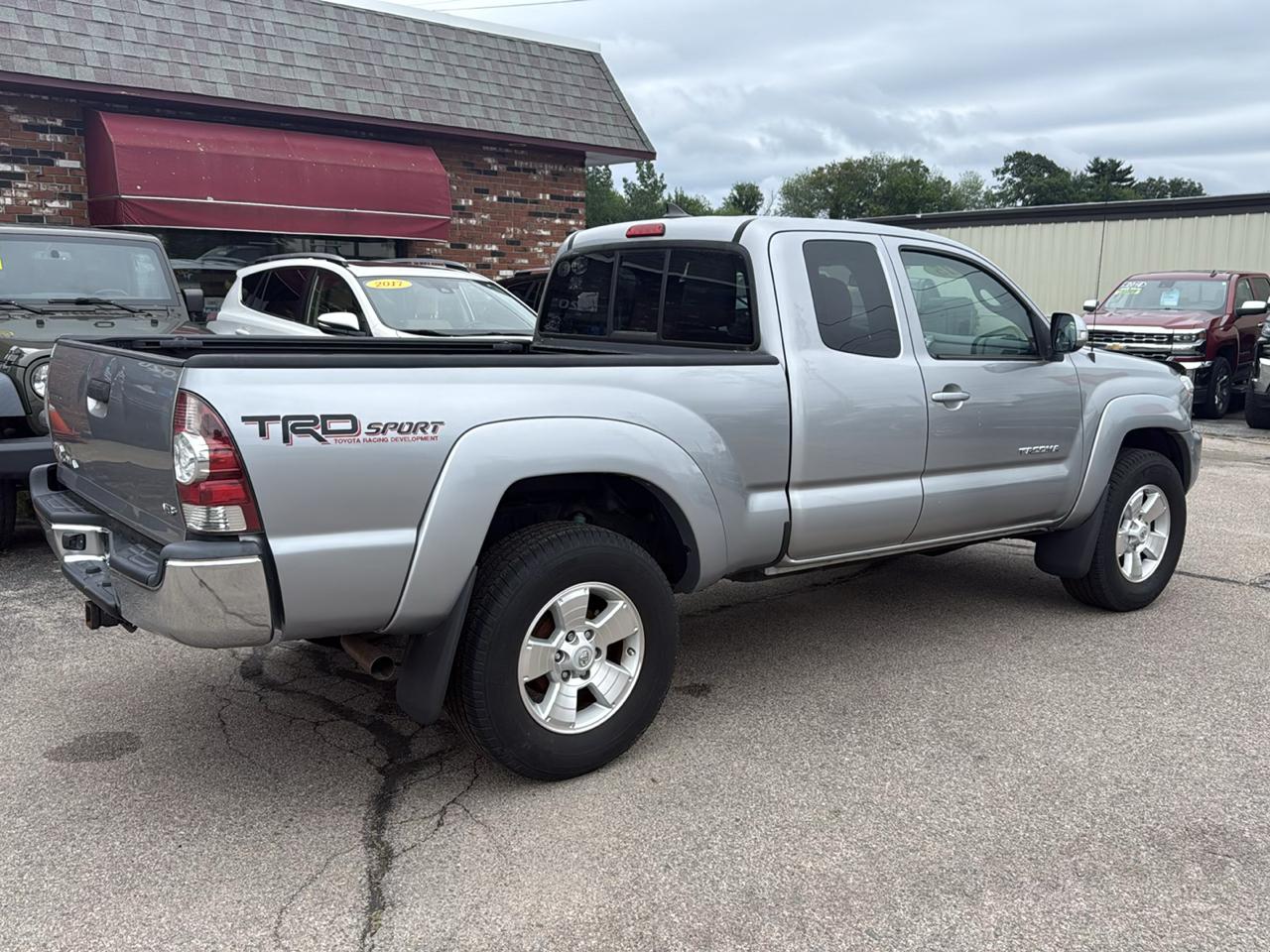 Toyota Tacoma Access Cab V6 5AT 4WD 2015