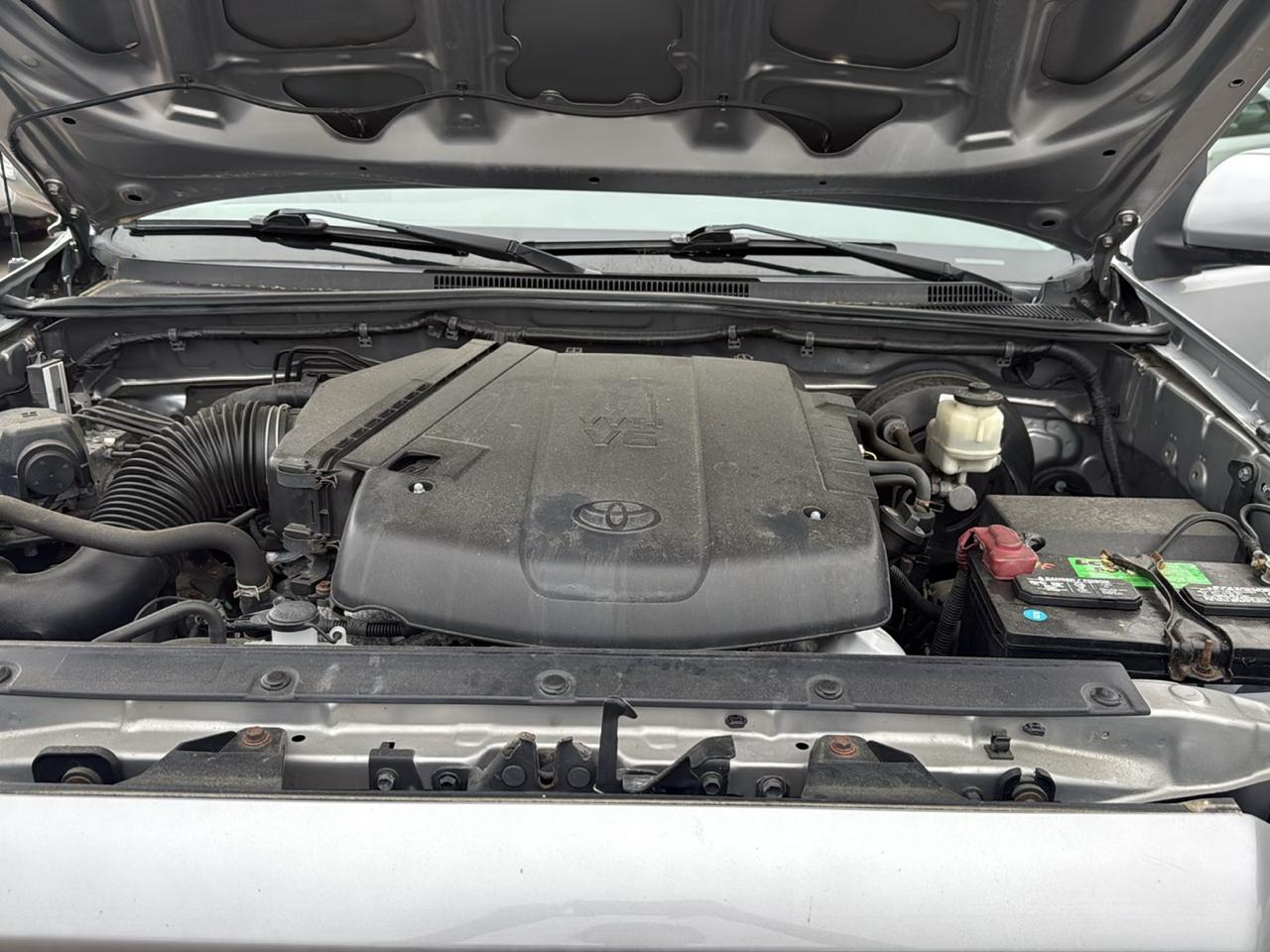 Toyota Tacoma Access Cab V6 5AT 4WD 2015