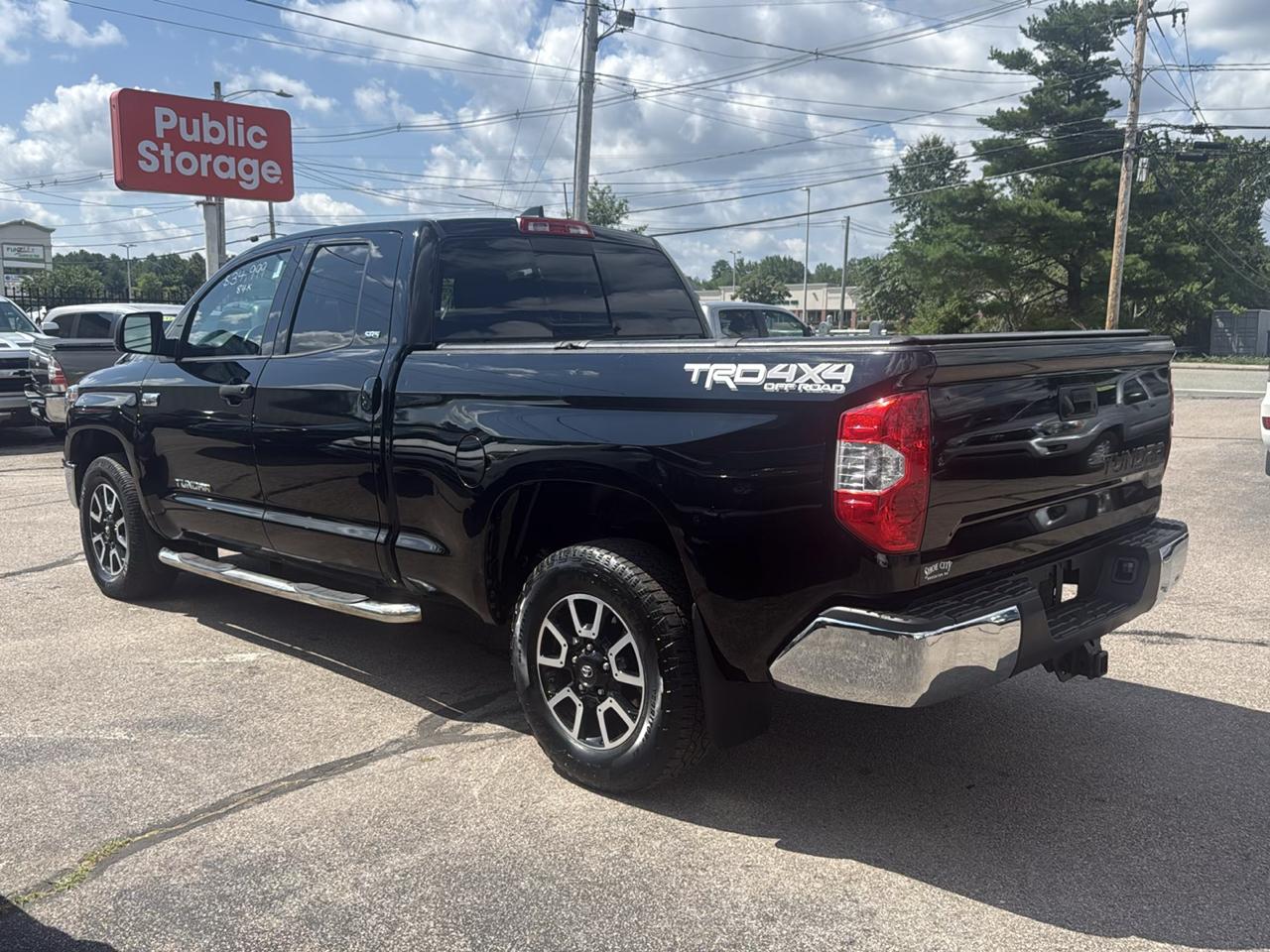 Toyota Tundra SR5 5.7L V8 Double Cab 4WD 2020