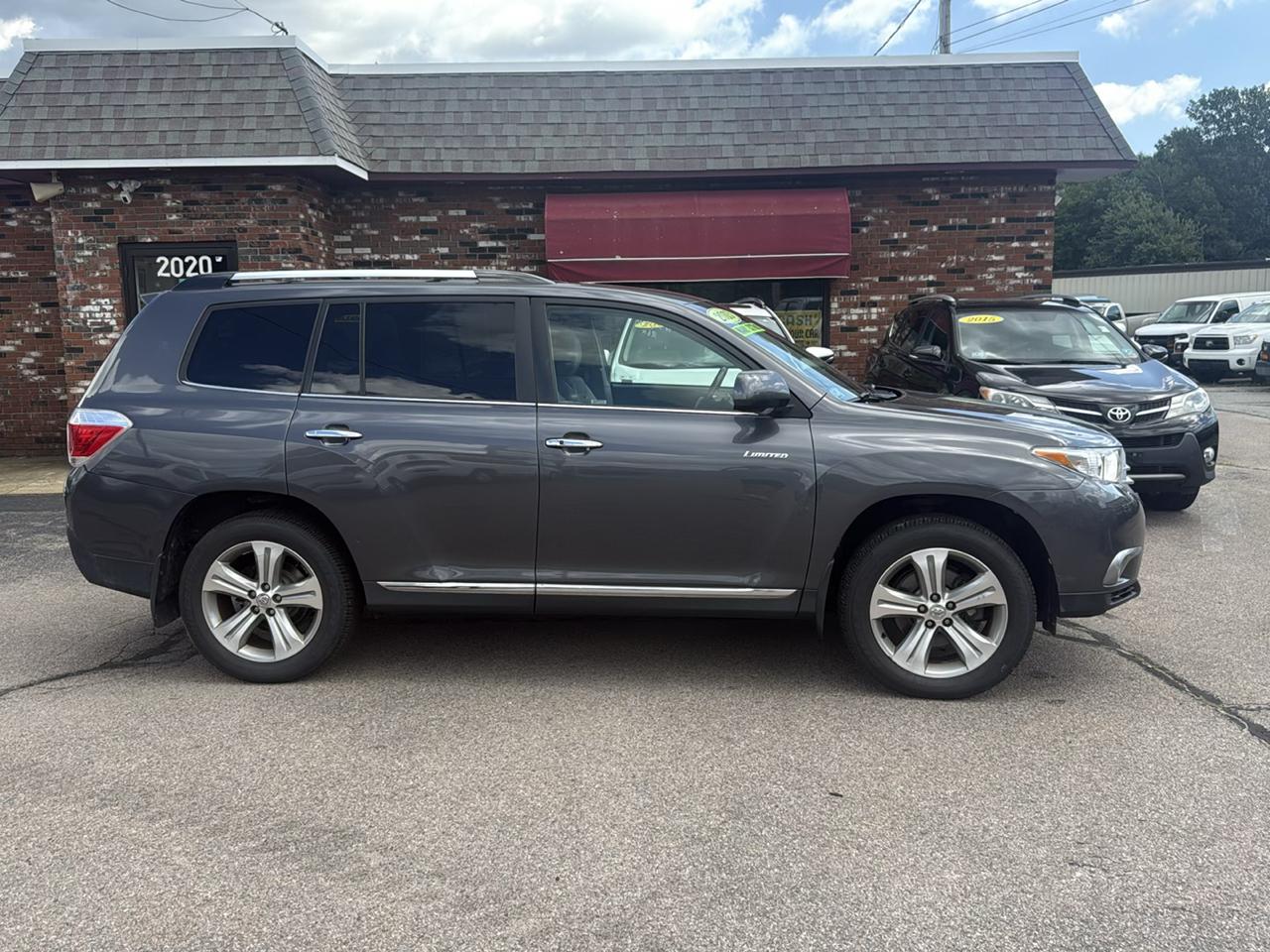 Toyota Highlander Limited 4WD 2013