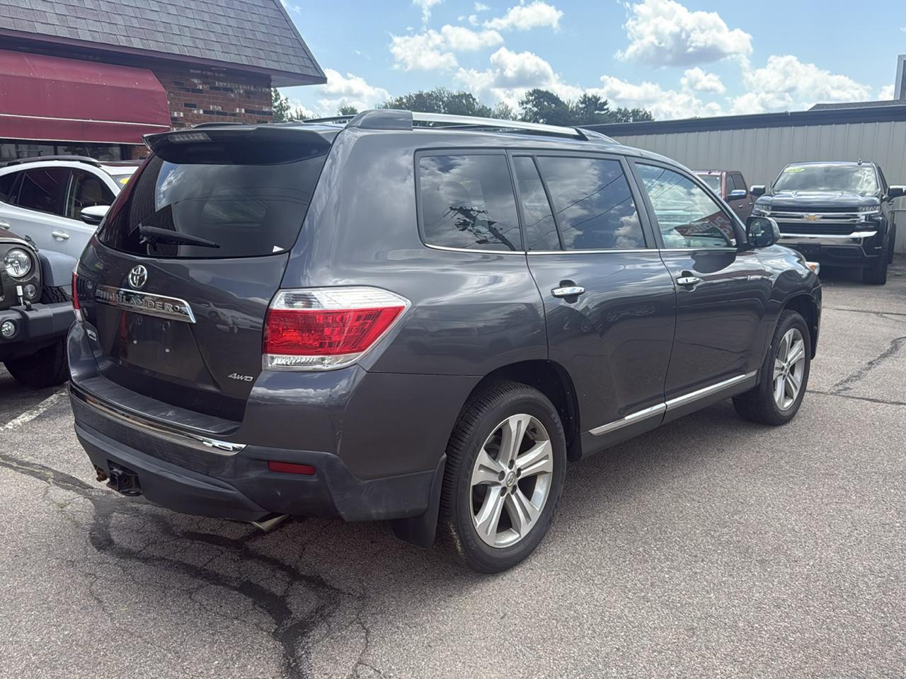 Toyota Highlander Limited 4WD 2013