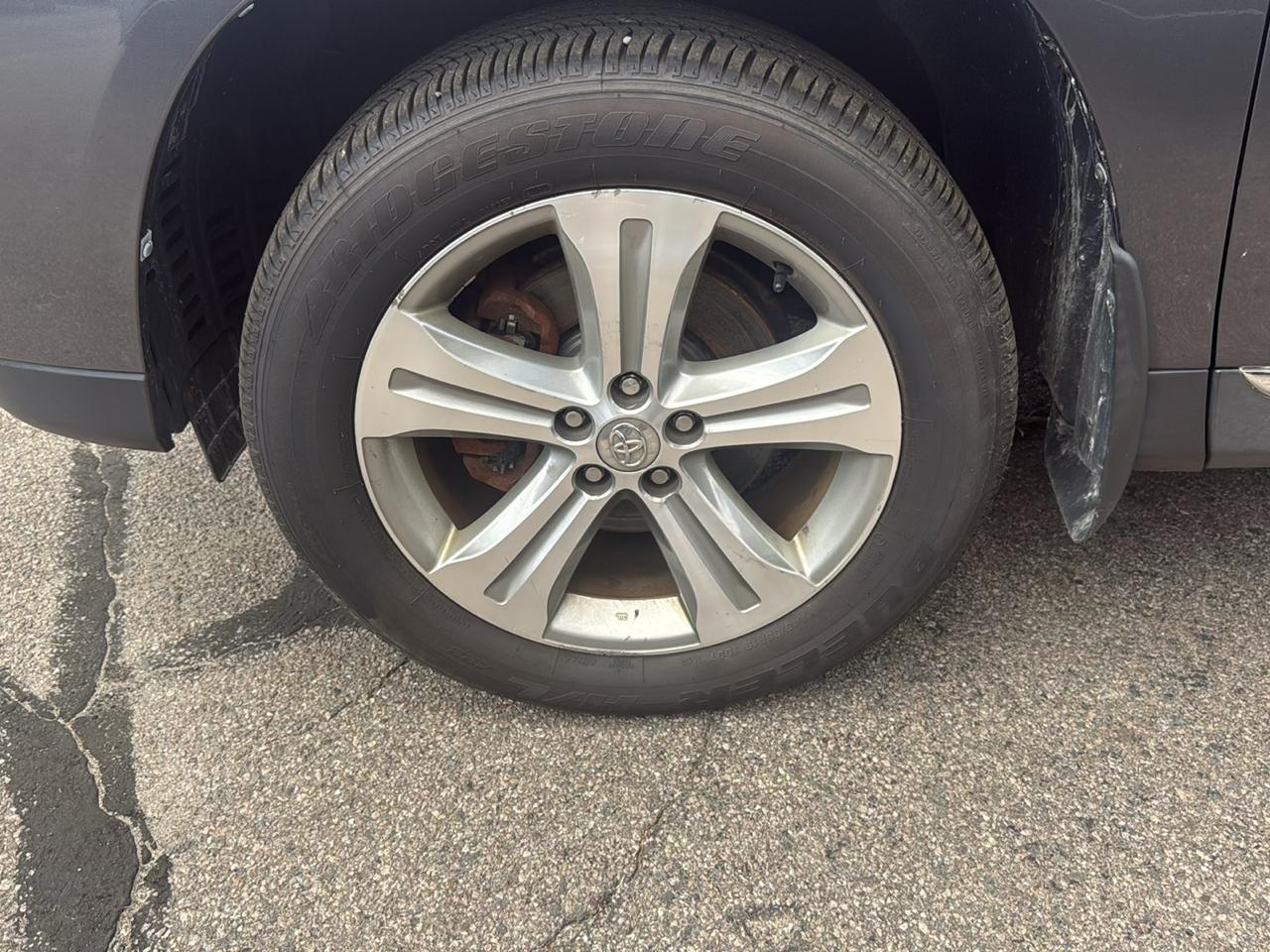 Toyota Highlander Limited 4WD 2013