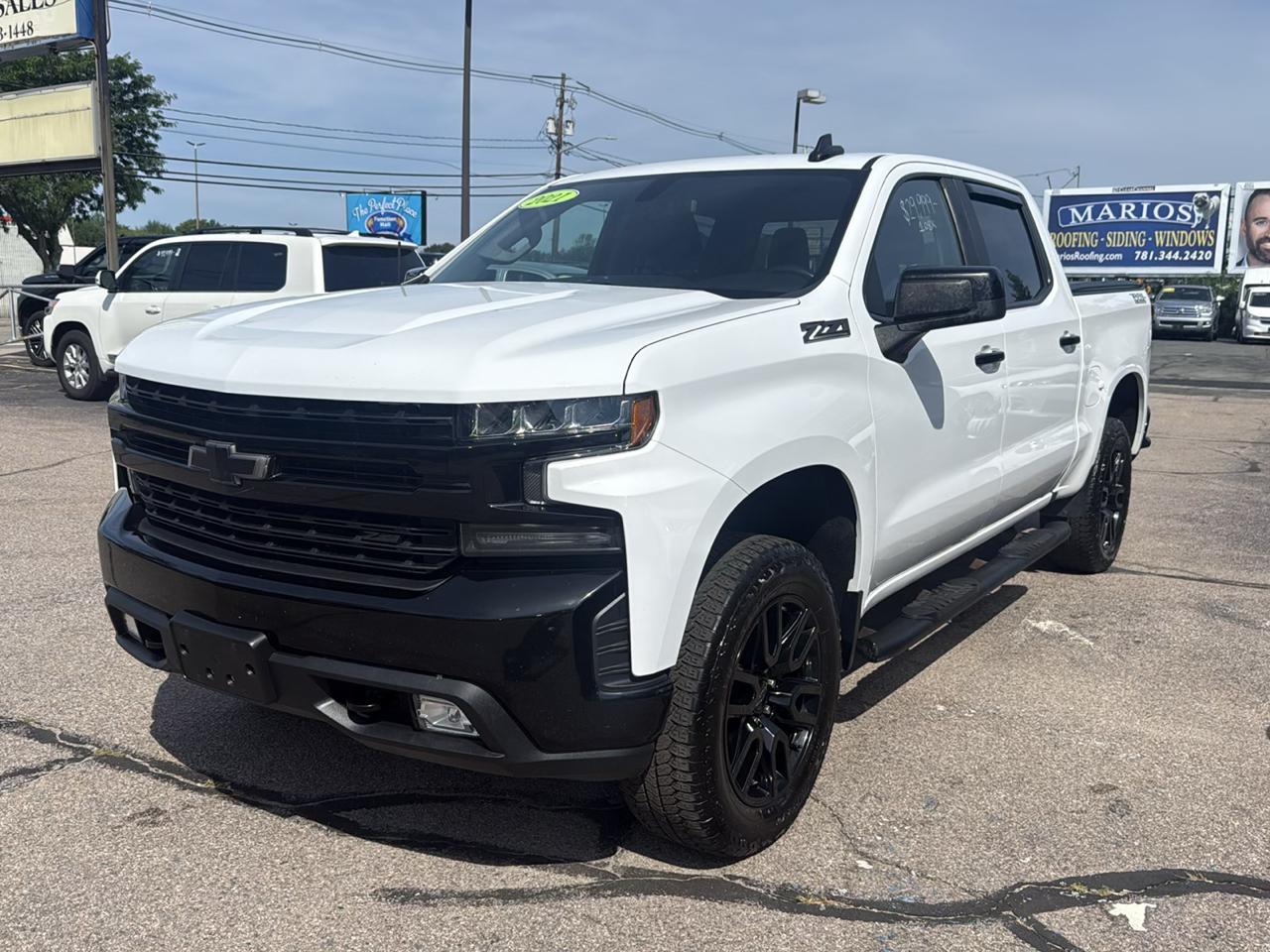 Chevrolet Silverado 1500 4WD Crew Cab 147" LT Trail Boss 2021