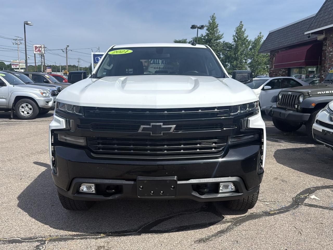 Chevrolet Silverado 1500 4WD Crew Cab 147" LT Trail Boss 2021