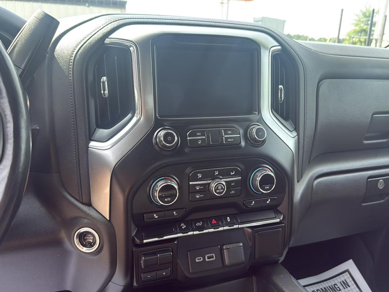 Chevrolet Silverado 1500 4WD Crew Cab 147" LT Trail Boss 2021