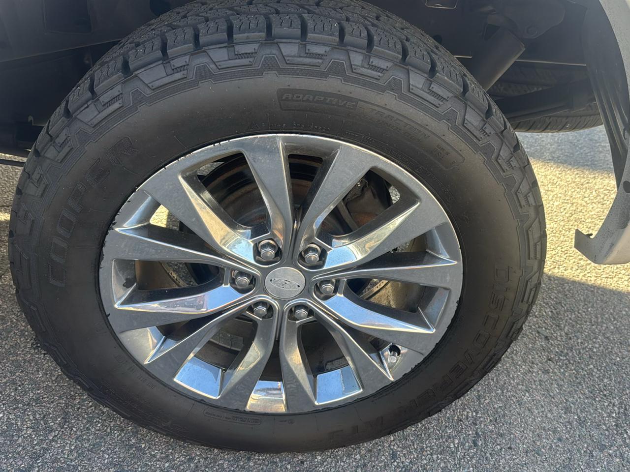 Ford F-150 2WD SuperCrew 139" Lariat 2015