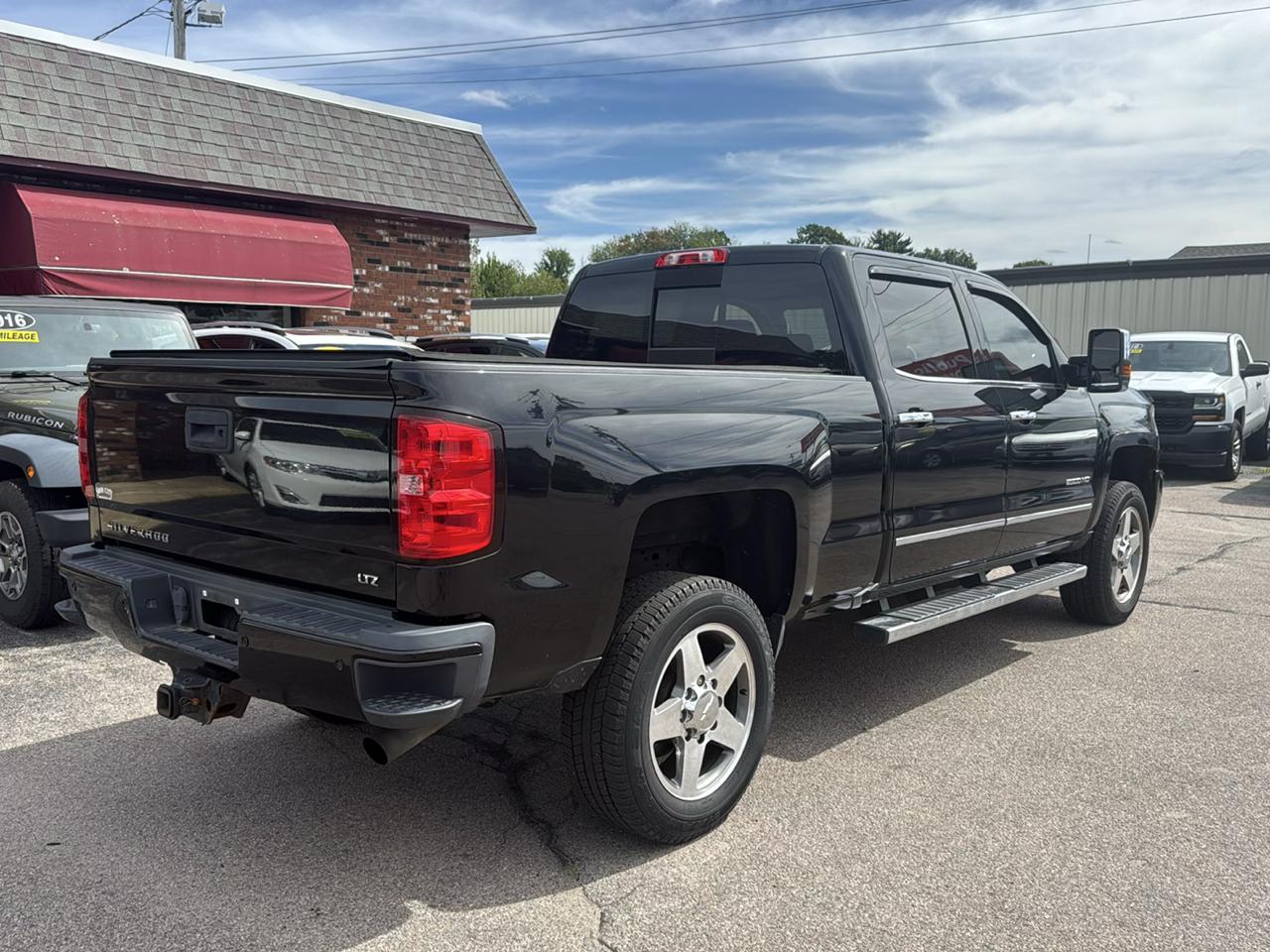 Chevrolet Silverado 2500HD 4WD Crew Cab 153" LTZ 2016