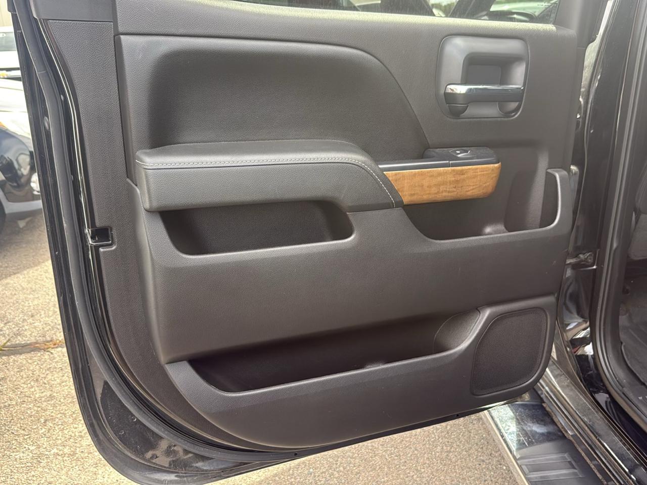 Chevrolet Silverado 2500HD 4WD Crew Cab 153" LTZ 2016