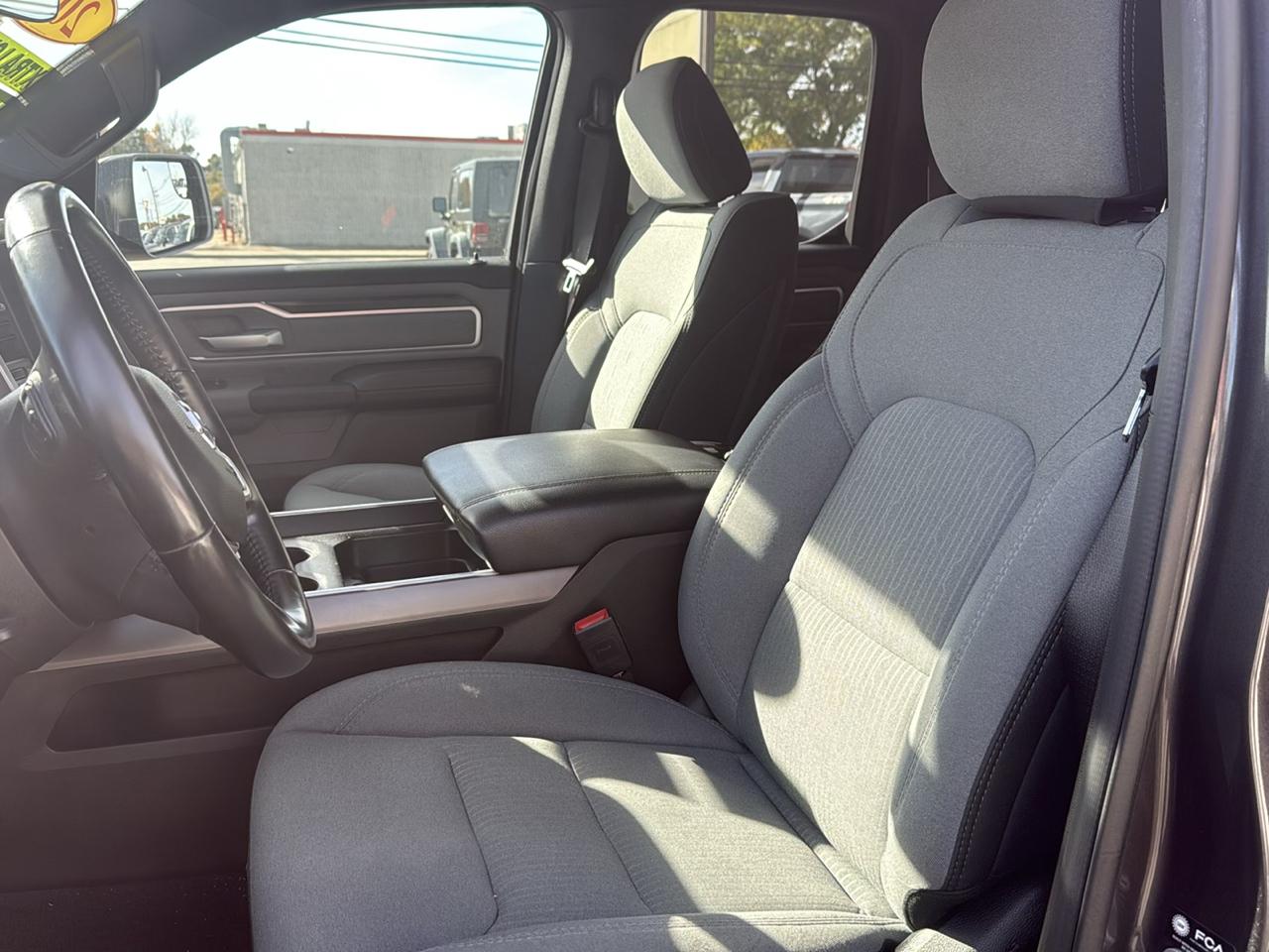 RAM 1500 Big Horn Quad Cab 4WD 2021
