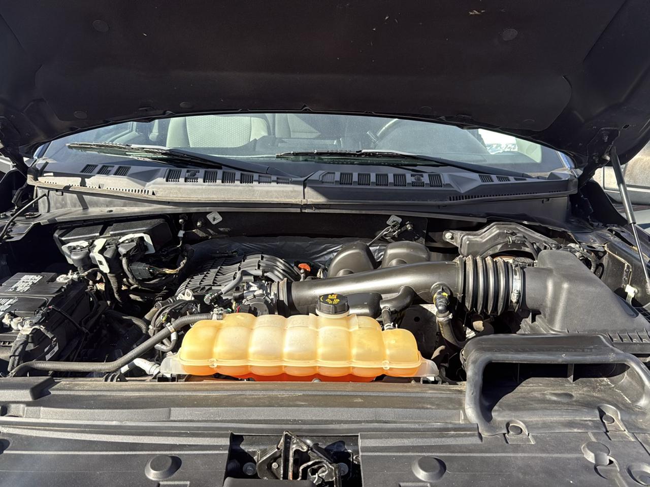 Ford F-150 4WD SuperCab 163" XLT 2018